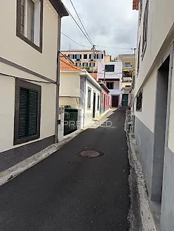 image-7GYHqTWTQTz-0
