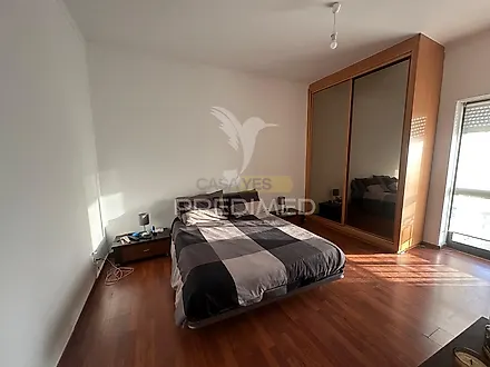 image-1FsshSCrbjJ-0