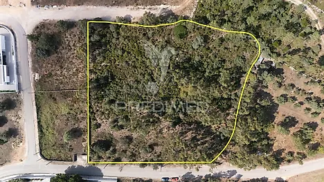 Land for sale in Ourém, Portugal — €400,000