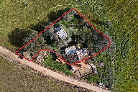 Terreno em Estremoz