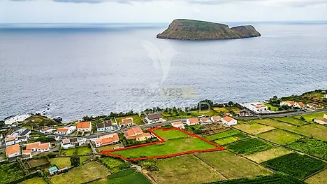 Land for sale in Horta, Portugal — €149,000