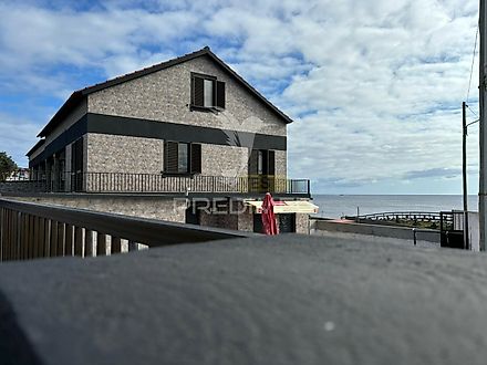 image-9xBNaySbPCz-0