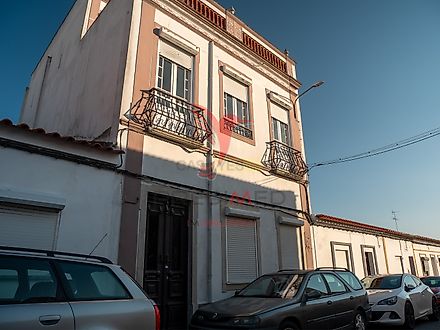image-FMktikQbM6u-0