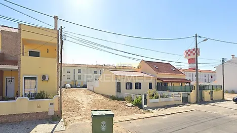 Terreno em Montijo