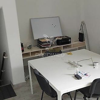 image-La3G6f787wQ-0