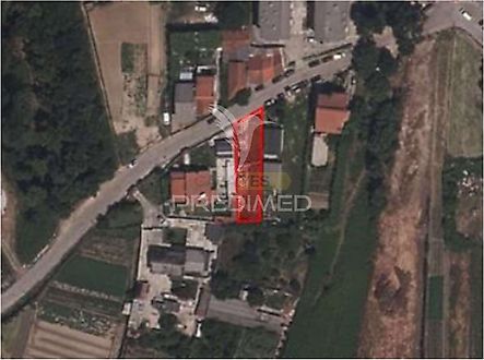 Land for sale in Gondomar, Portugal — €110,000