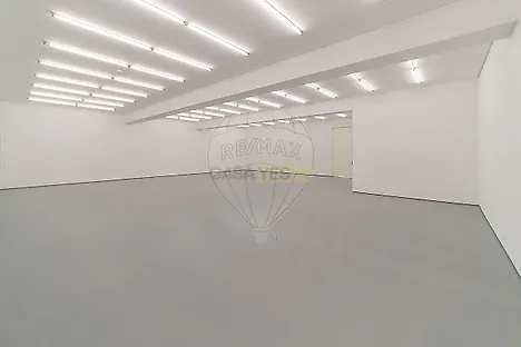 image-IXVEFjff4Fw-0