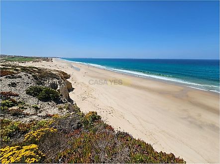 Land for sale in Óbidos, Portugal — €495,000