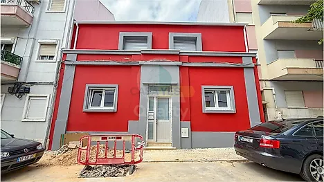 image-9NiufwzfScN-0