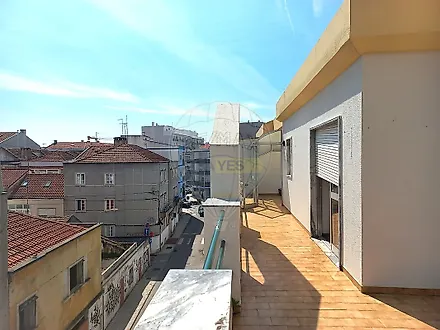 image-GfAzabL2V98-0