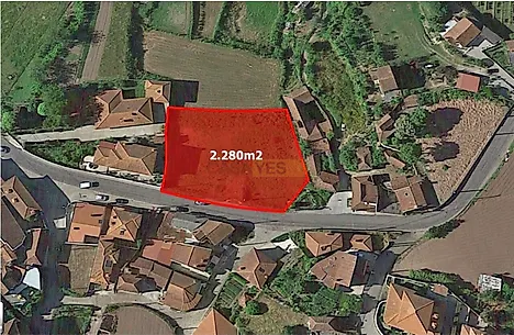 Land for sale in Paredes, Portugal — €127,380