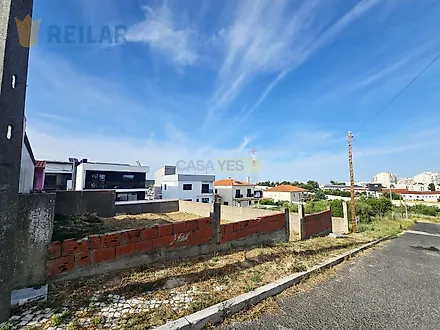 Land for sale in Vila Franca de Xira, Portugal — €120,000