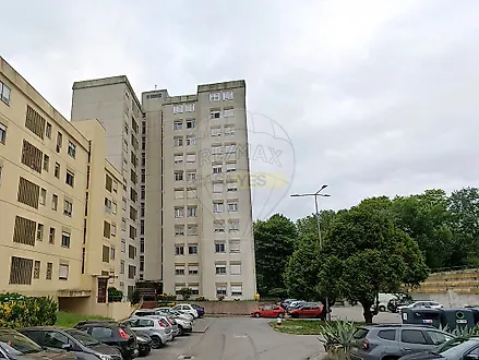 image-J49HMylm7qj-0