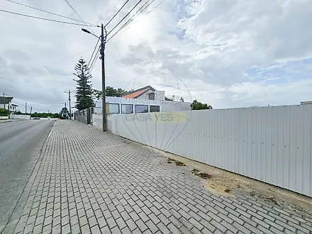 Land for sale in Seixal, Portugal — €185,000