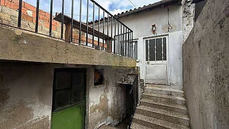 image-FxePyzsYRnD-0
