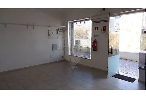 image-DNcdoRoweeY-0