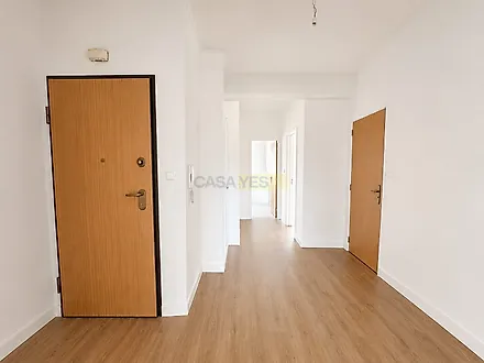 image-HxPJHBImr4K-0