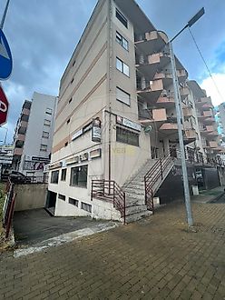 image-21GC0ftwXRE-0