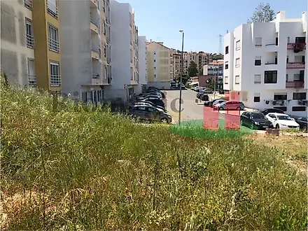 Land for sale in Vila Franca de Xira, Portugal — €181,380