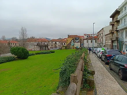image-8J1MNPEwq9-0