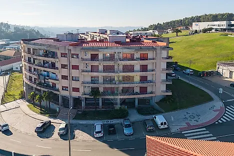 image-9k6EP06VXMt-0