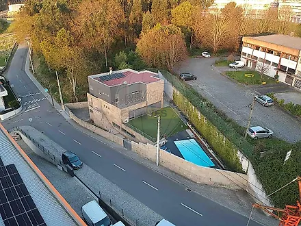 image-EiI4ArOjYsJ-0