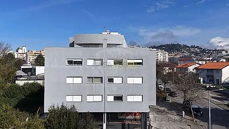 image-FfQD0D1H419-0