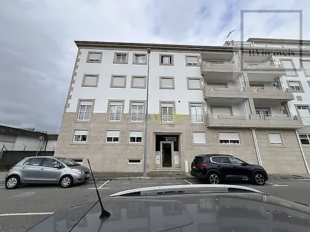 image-KdFuENb1HQ9-0