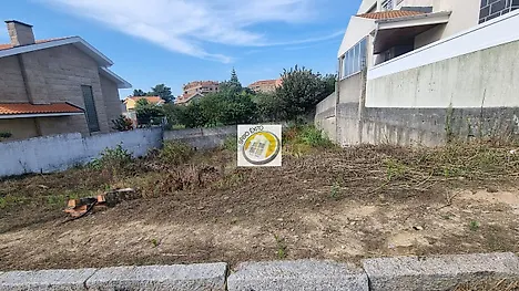 Land for sale in Vila Nova de Gaia, Portugal — €73,000