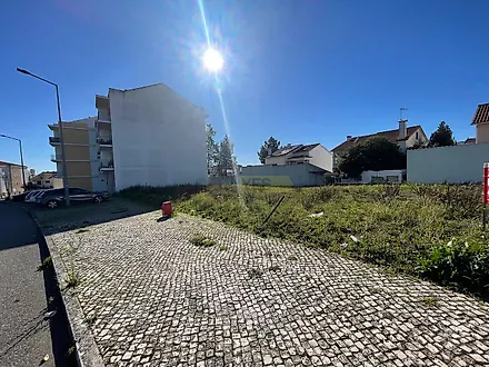 Land for sale in Entroncamento, Portugal — €115,000
