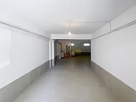 image-DfxErMEP73w-0