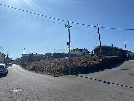 Land for sale in Oliveira de Azeméis, Portugal — €87,000