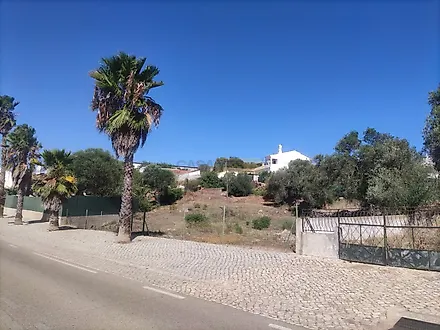 Land for sale in Loulé, Portugal — €140,000
