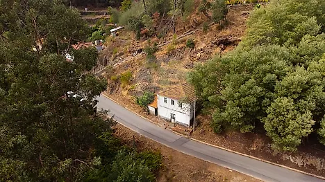 image-5hYdqEpB5nJ-0