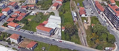 listing-FGcsSPrx47e