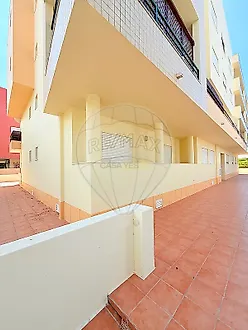 image-22rp8W4bzKY-0