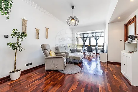 image-3zY9NjjcefW-0