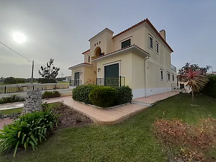 image-9n9sXFiu2G0-0