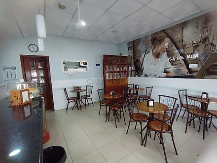 image-ADfyREDiYeO-0