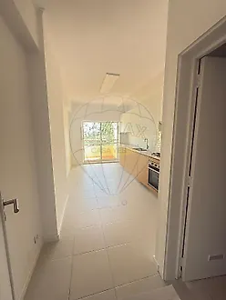 image-2AbNvAaLKG7-0
