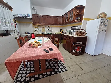 image-3J3QybjAfa8-0