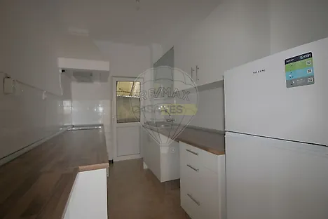 image-CxjGidXrtv3-0
