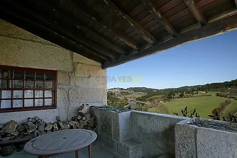 image-7YpAGiRITdi-0