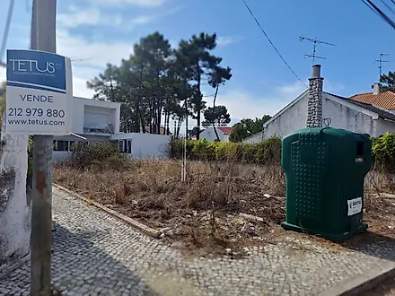 Land for sale in Almada, Portugal — €160,000