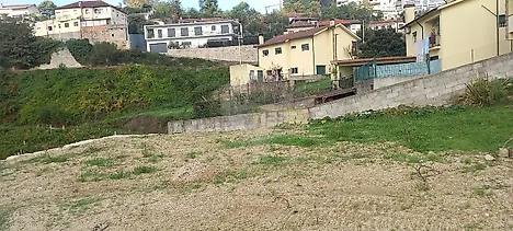 Land for sale in Amarante, Portugal — €67,500