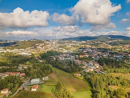 Land for sale in Paredes, Portugal — €449,000