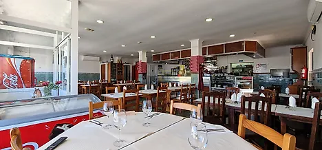 image-AhuuSwFOpCZ-0