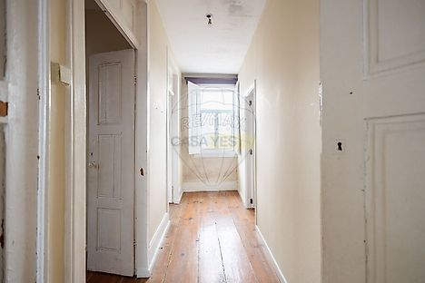 image-HECwxG28q6Q-0