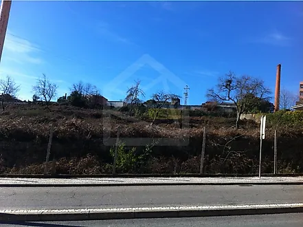 Land for sale in São João da Madeira, Portugal — €1,500,000