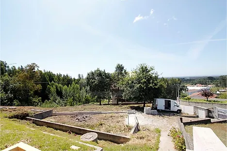 Land for sale in Ovar, Portugal — €50,000